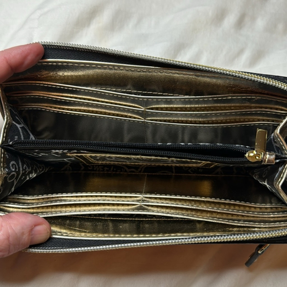 BETSEY JOHNSON Wallet - Picture 8 of 8